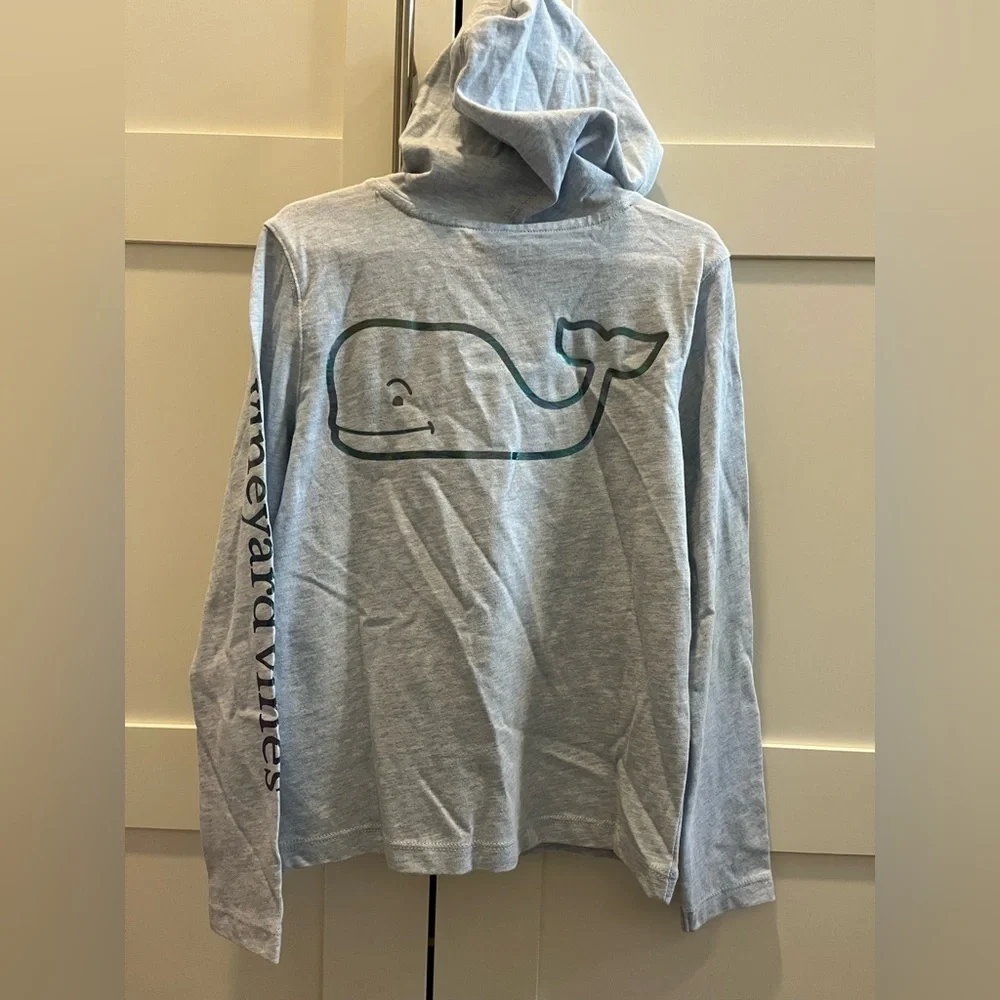 Vineyard Vines size XS long sleeve blue hooded t-shirt